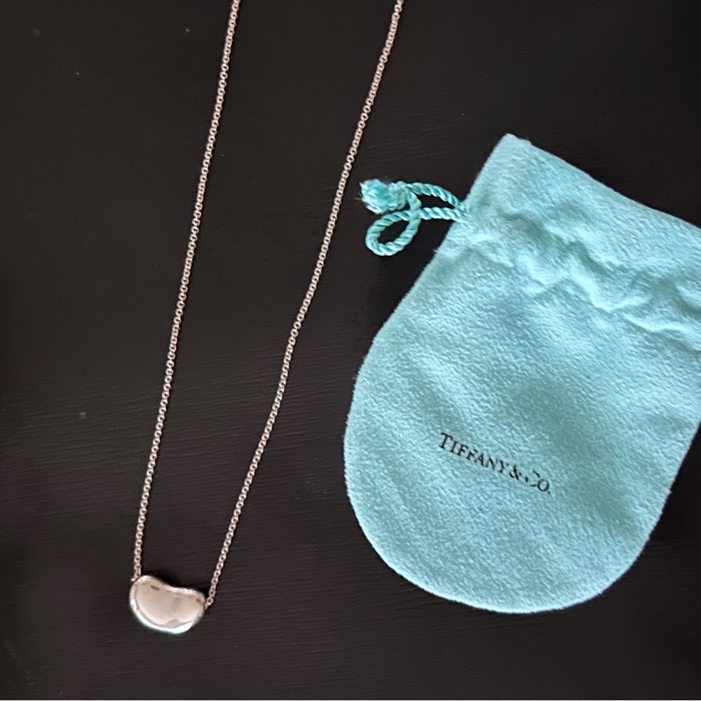 Tiffany & Co. Elsa Peretti® Bean® design Pendant in Sterling Silver, 12 mm.
